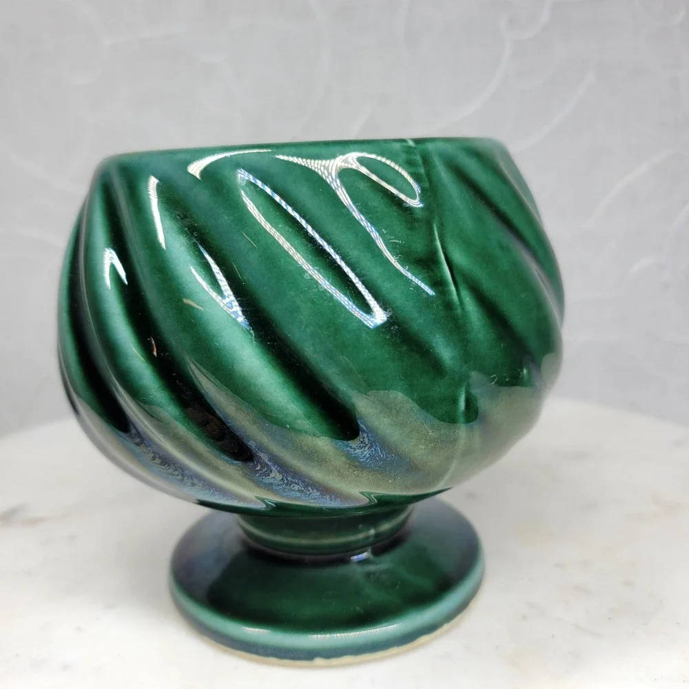 VTG Hull Pottery USA F86 Swirl Pedestal Planter Vase Green Mid Century Modern